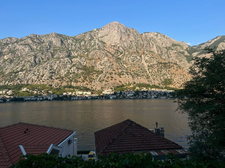 WhatsApp Image 2025-12-11 at 15.45.03.jpeg